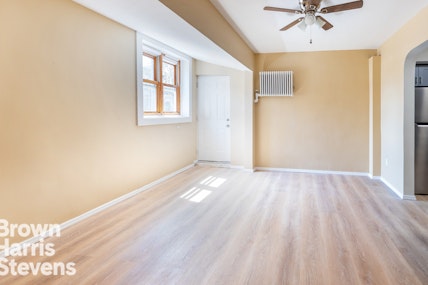 Rental Property at 121 72nd Street Garden, Bay Ridge, Brooklyn, NY - Bedrooms: 1 
Bathrooms: 1 
Rooms: 4  - $2,100 MO.