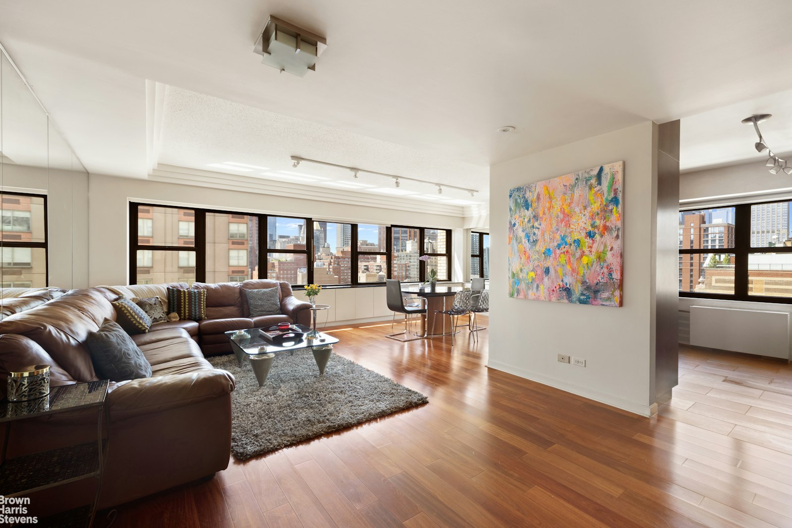 Photo 1 of 160 East 38th Street 19A, Midtown East, NYC, $1,495,000, Web #: 23430877