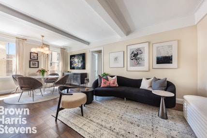 Property for Sale at 136 Waverly Place 5E, West Village, NYC - Bedrooms: 1 
Bathrooms: 1 
Rooms: 3  - $1,595,000