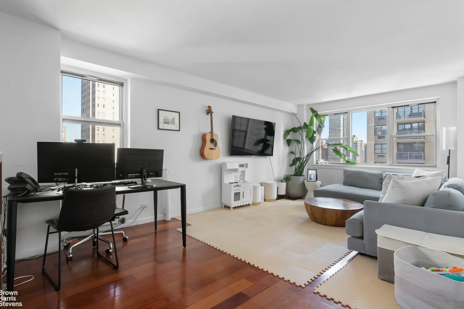 Photo 1 of 340 East 80th Street 19D, Upper East Side, NYC, $6,750, Web #: 23438036