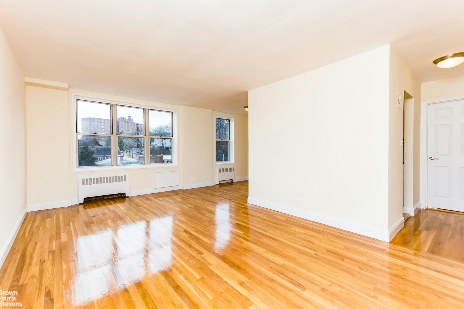 5715 Mosholu Avenue 6F North Riverdale Bronx NY 10471