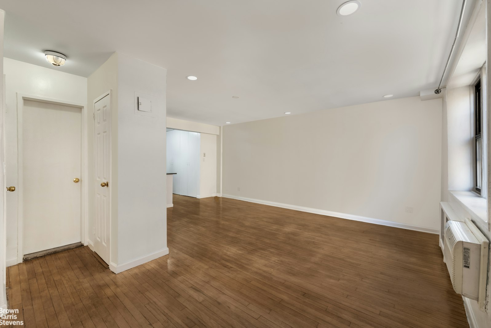 200 East 28th Street Kips Bay New York NY 10016