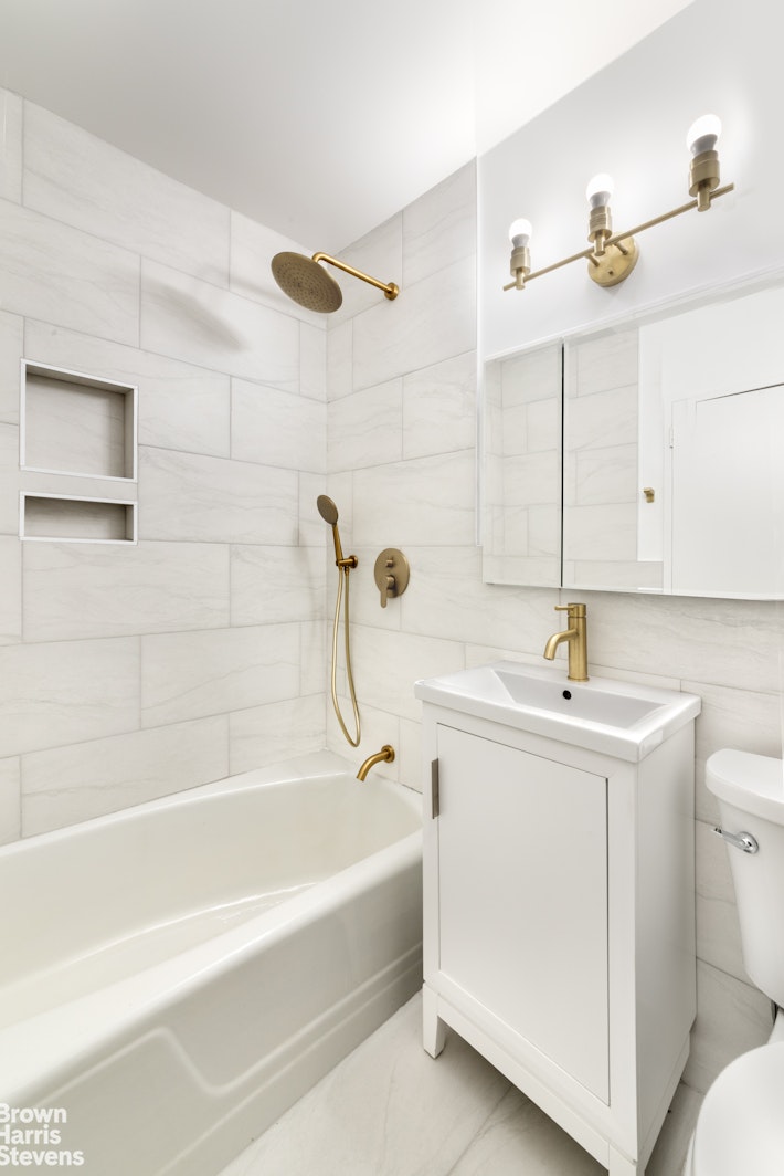 200 East 28th Street Kips Bay New York NY 10016