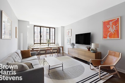 205 Water Street, Dumbo, Brooklyn, NY - 3 Bedrooms  
2 Bathrooms  
4 Rooms - 