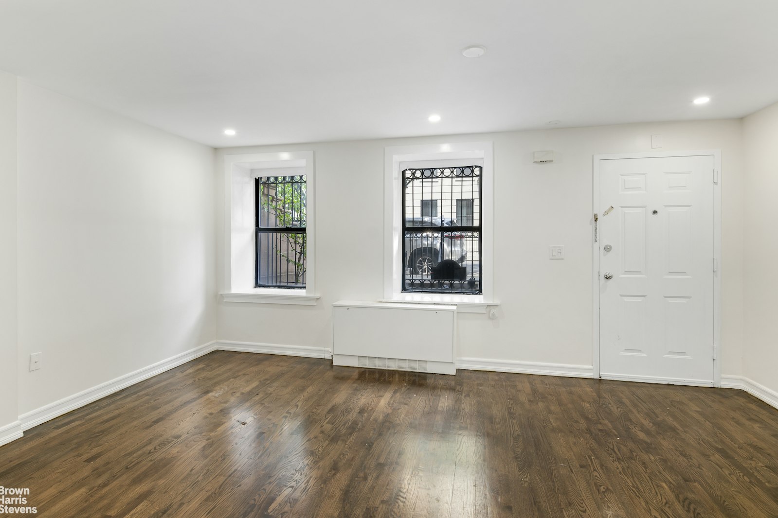 Photo 1 of 66 West 127th Street, Harlem, NYC, $2,900, Web #: 23443099