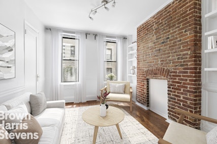 Rental Property at 408 East 73rd Street 3C, Upper East Side, NYC - Bedrooms: 1 
Bathrooms: 1 
Rooms: 3.5 - $3,200 MO.