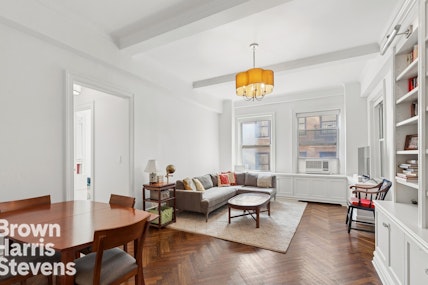 Property for Sale at 215 West 90th Street 6G, Upper West Side, NYC - Bedrooms: 2 
Bathrooms: 2 
Rooms: 4  - $1,435,000