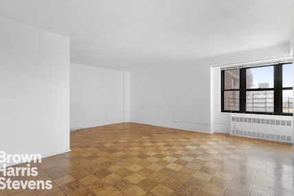 210 East Broadway H1401, Lower East Side, NYC - 2 Bedrooms  
1.5 Bathrooms  
3.5 Rooms - 
