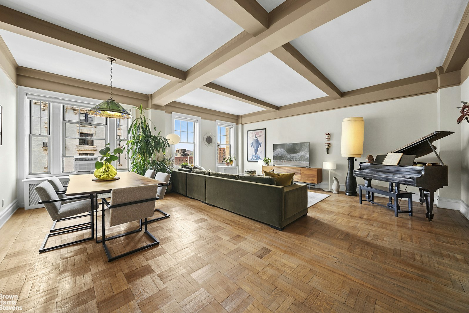 Photo 1 of 650 West End Avenue 9B, Upper West Side, NYC, $15,000, Web #: 23445115