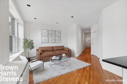 195 Prospect Park West 2A, Park Slope, Brooklyn, NY - 2 Bedrooms  
1 Bathrooms  
4 Rooms - 