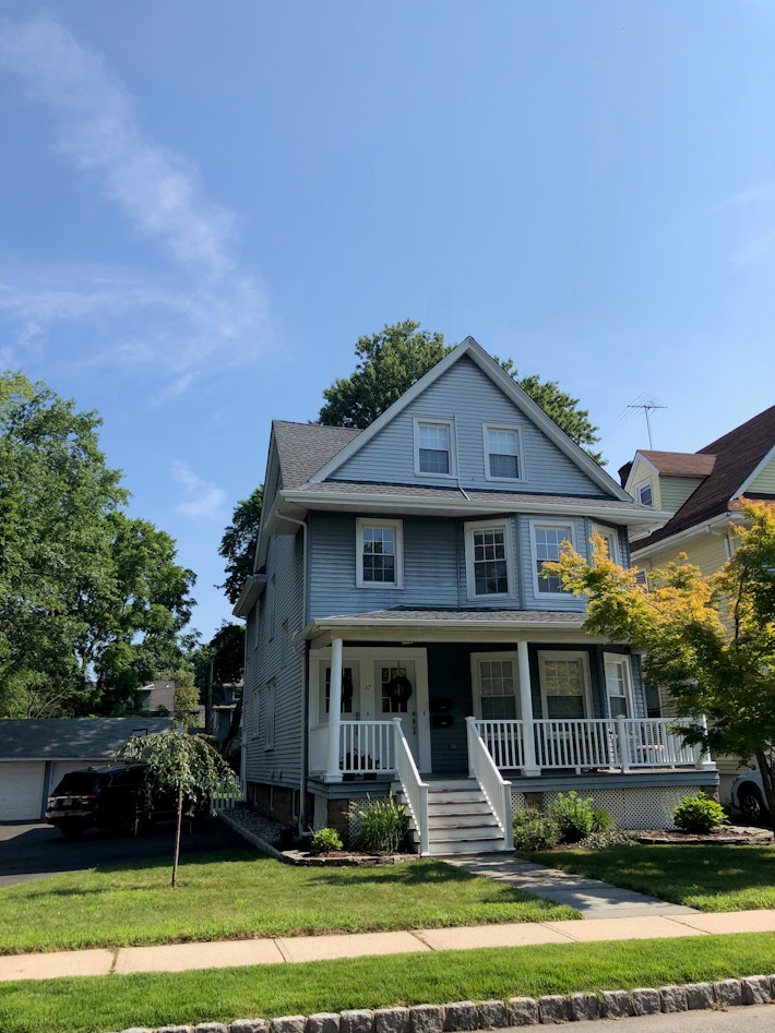 Photo 1 of 37 Brookfield Rd 2, Montclair, New Jersey, $2,900, Web #: 23447742