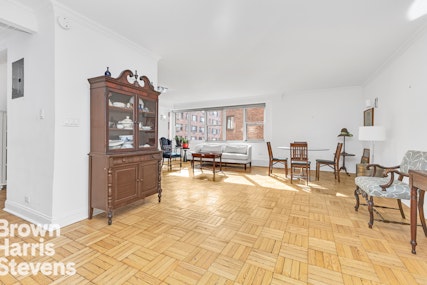 1175 York Avenue 10L, Upper East Side, NYC - 1 Bedrooms  
1 Bathrooms  
4 Rooms - 