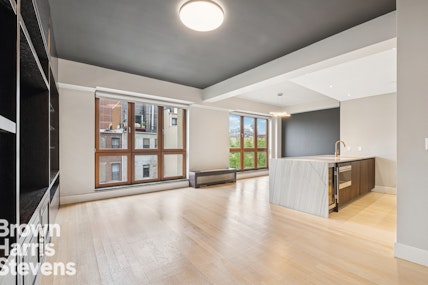50 West 127th Street, Upper Manhattan, NYC - 2 Bedrooms  
2 Bathrooms  
6 Rooms - 