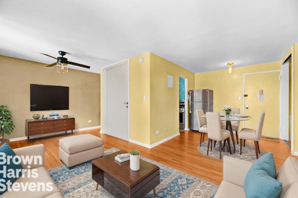 Property for Sale at 2015 Saint Paul Avenue 3H, Pelham Bay, New York - Bathrooms: 1 
Rooms: 2  - $150,000