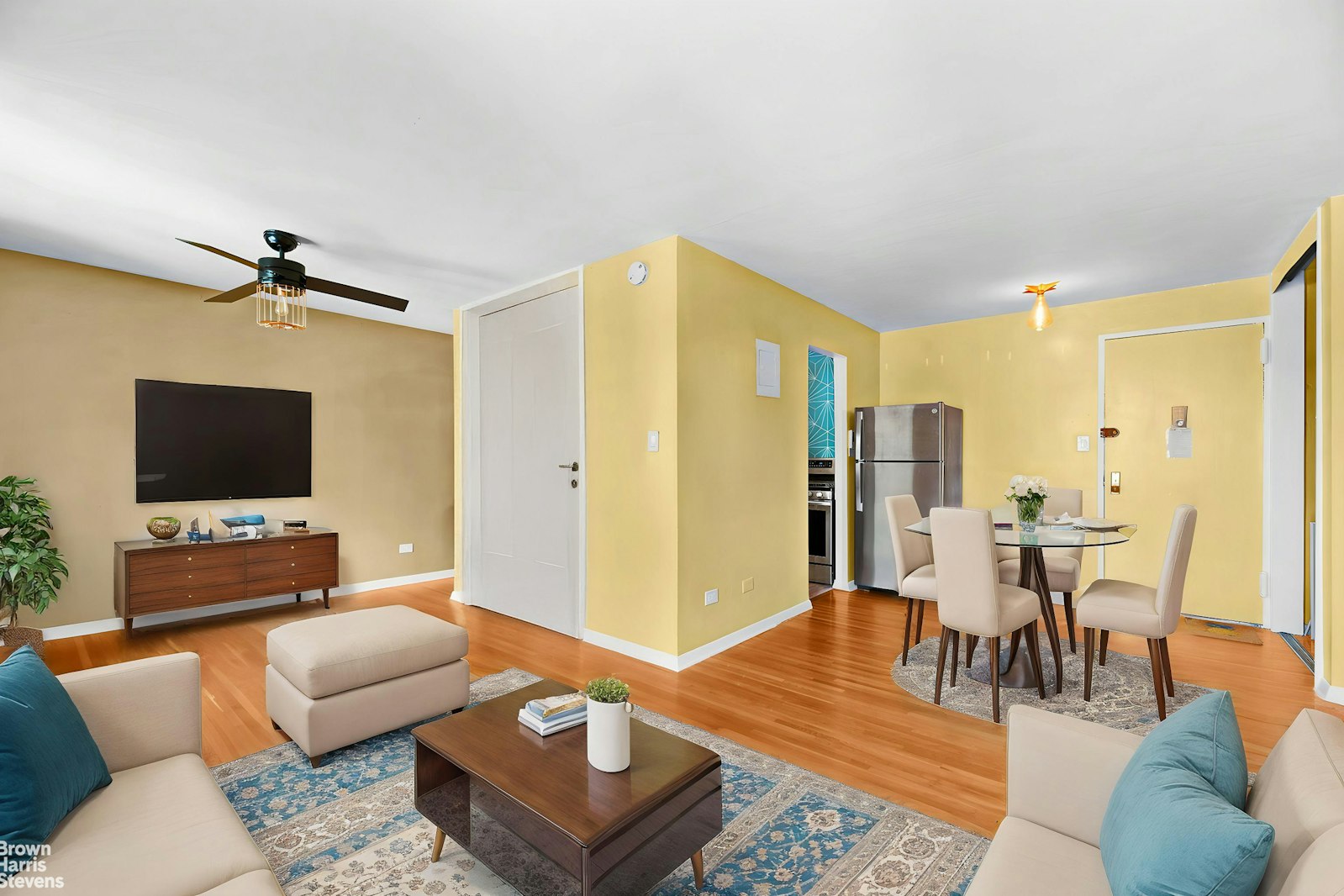 Photo 1 of 2015 Saint Paul Avenue 3H, Pelham Bay, New York, $150,000, Web #: 23453423
