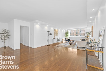 501 East 79th Street 5A, Upper East Side, NYC - 4 Bedrooms  
3.5 Bathrooms  
7 Rooms - 