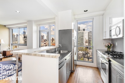 38 Delancey Street 10D, Lower East Side, NYC - 2 Bedrooms  
2 Bathrooms  
4 Rooms - 