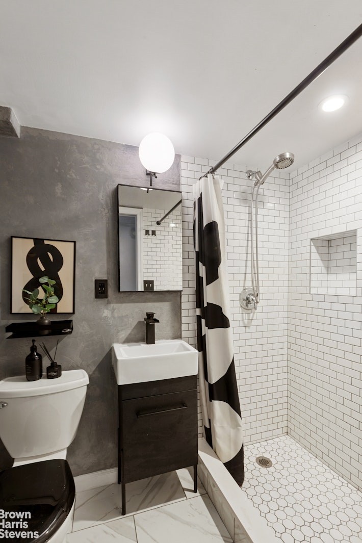 31-28 56th Street Maspeth Queens NY 11377