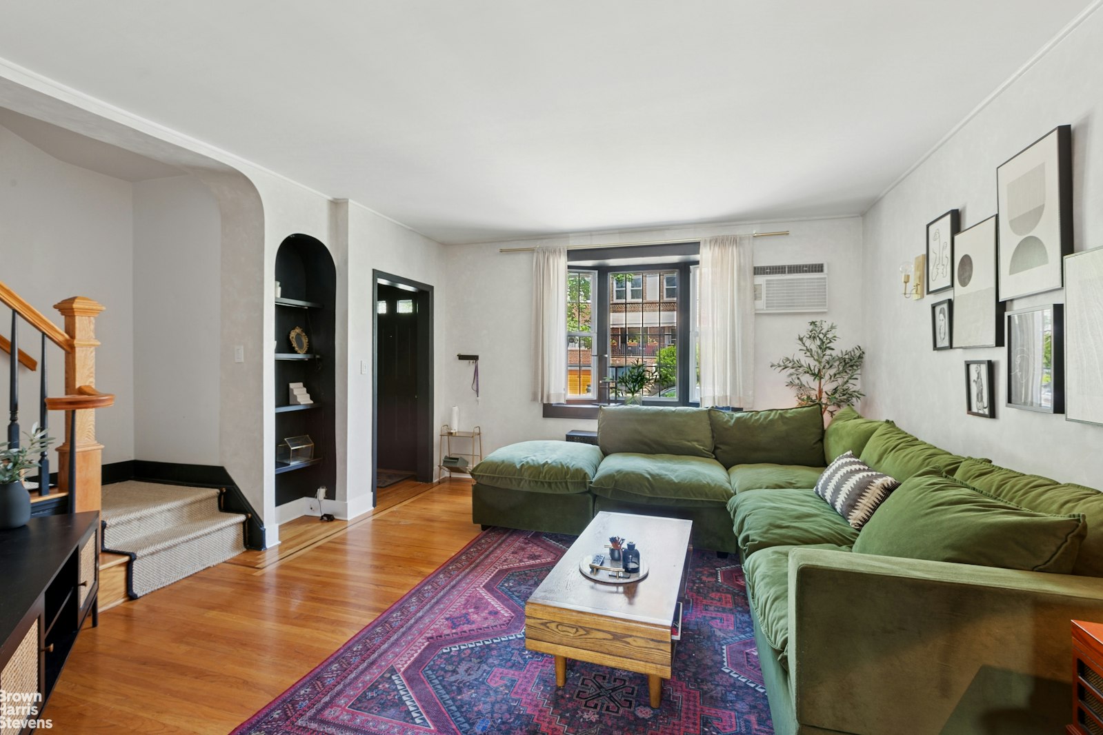 31-28 56th Street Maspeth Queens NY 11377