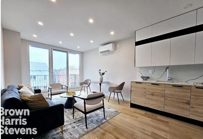 Rental Property at 408 Fenimore St 3F, Brooklyn, Brooklyn, NY - Bedrooms: 1 
Bathrooms: 1 
Rooms: 3  - $2,900 MO.