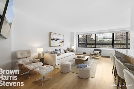 7 East 14th Street 905, Flatiron, NYC - 2 Bedrooms  
2 Bathrooms  
5 Rooms - 