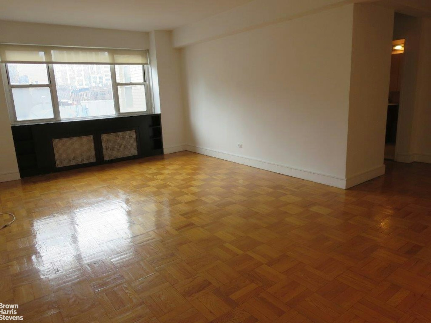 Photo 1 of 301 East 66th Street 5C, Upper East Side, NYC, $5,000, Web #: 23455349