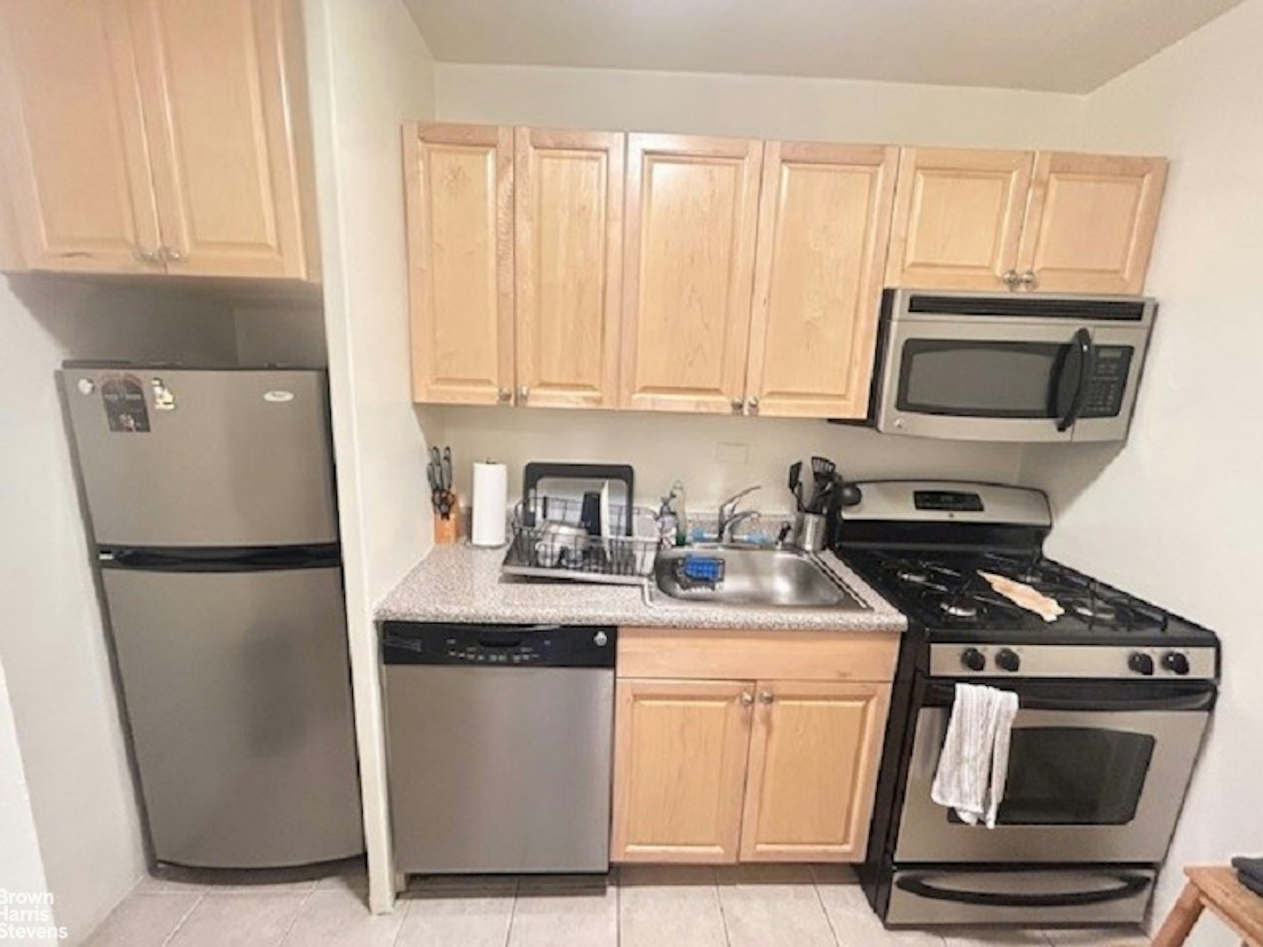 300 East 33rd Street 15G Kips Bay New York NY 10016