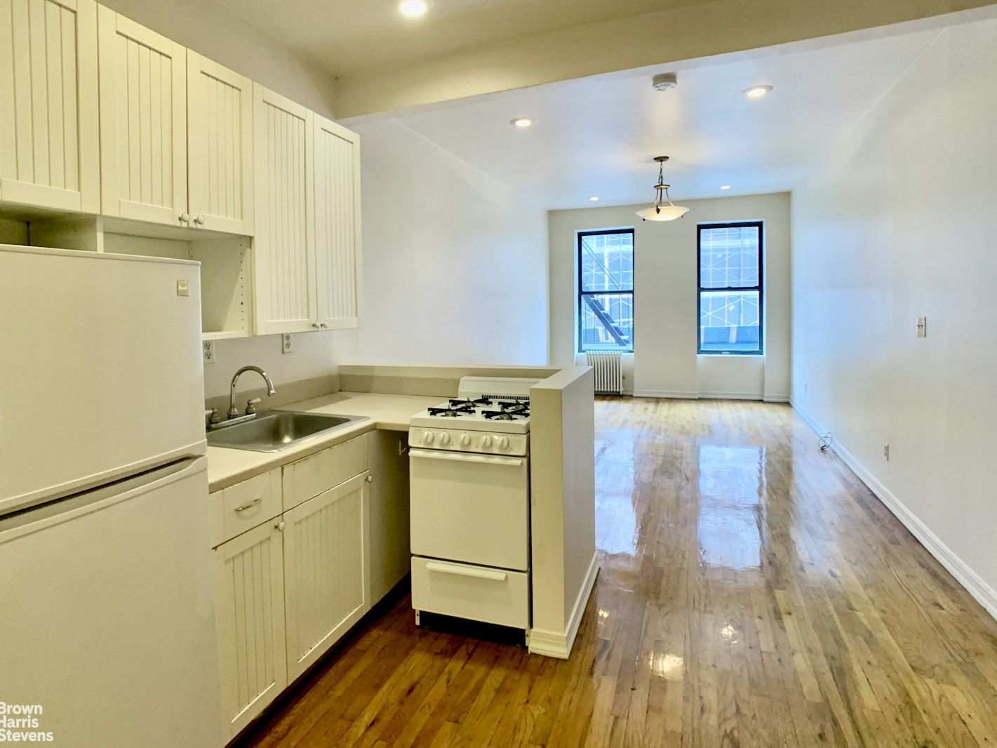 436 West 49th Street 2FE Clinton New York NY 10019