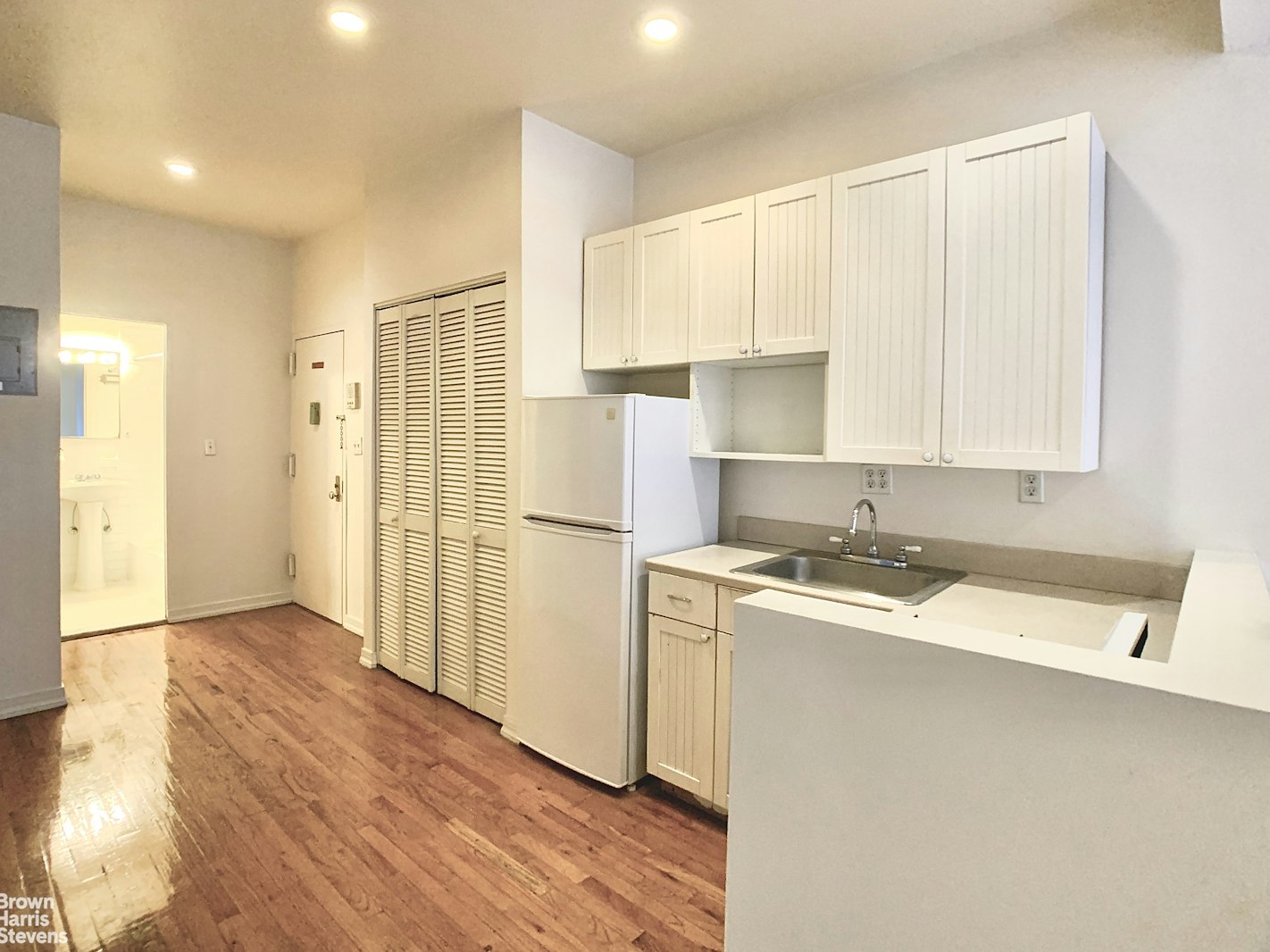 436 West 49th Street 2FE Clinton New York NY 10019
