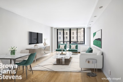 5 East 22nd Street 8F, Flatiron, NYC - 2 Bedrooms  
2 Bathrooms  
4 Rooms - 