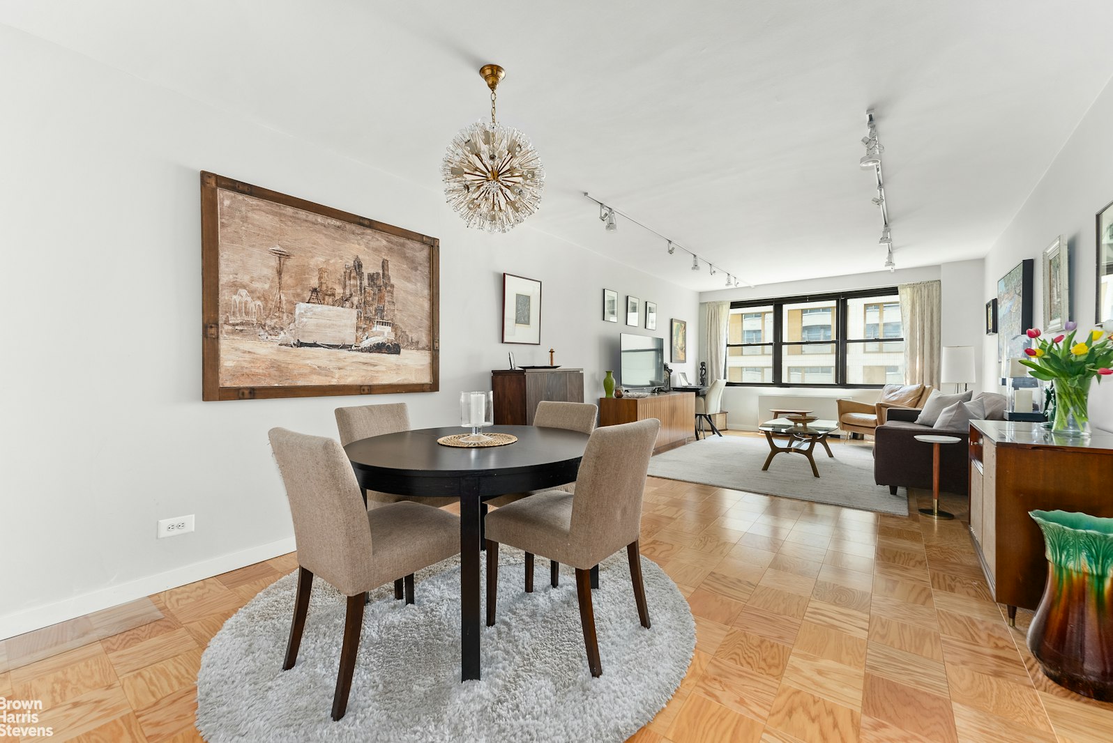 Photo 1 of 245 East 25th Street 6E, Gramercy Park, NYC, $5,000, Web #: 23458752