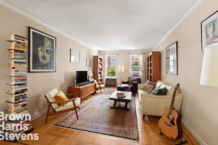 49 West 96th Street 4E, Upper West Side, NYC - 1 Bedrooms  
1 Bathrooms  
3.5 Rooms - 