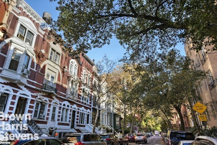 125 West 78th Street 1, Upper West Side, NYC - 4 Bedrooms  
3 Bathrooms  
8 Rooms - 