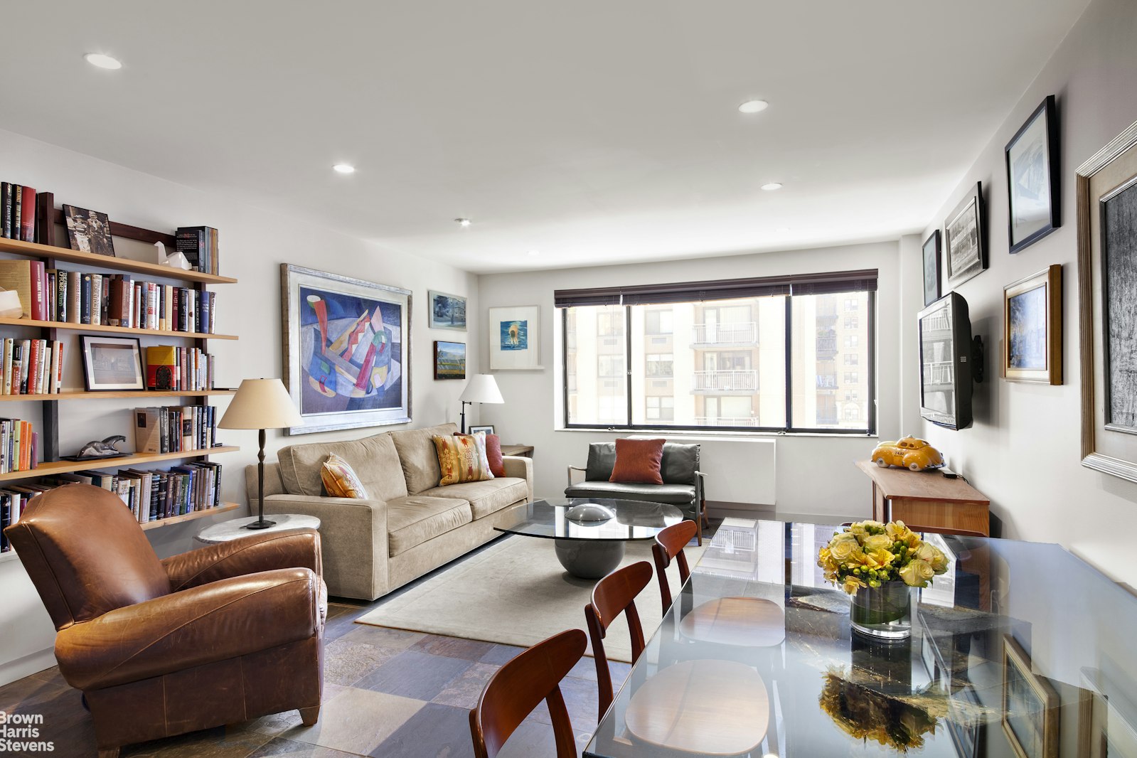Photo 1 of 211 West 71st Street 5C, Upper West Side, NYC, $5,250, Web #: 23461000