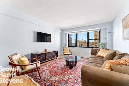11 Riverside Drive 11Ve, Upper West Side, NYC - 2 Bedrooms  
1 Bathrooms  
4 Rooms - 