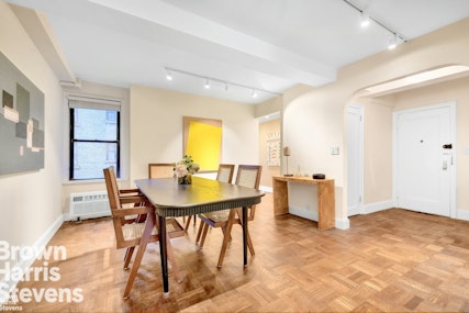 Rental Property at 226 East 12th Street 4A, East Village, NYC - Bedrooms: 2 
Bathrooms: 1 
Rooms: 5  - $6,200 MO.