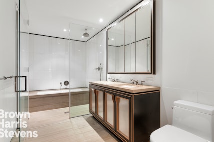 51 Jay Street 1D, Dumbo, Brooklyn, NY - 4 Bedrooms  
3 Bathrooms  
6 Rooms - 