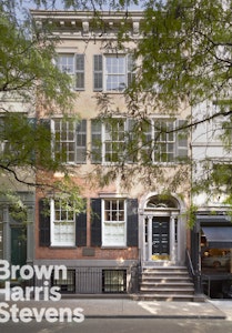 203 Prince Street, Soho, NYC - 6 Bedrooms  
3.5 Bathrooms  
11 Rooms - 