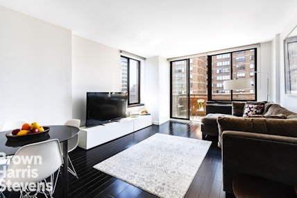 157 East 32nd Street 20B, Kips Bay, NYC - 2 Bedrooms  
2 Bathrooms  
4 Rooms - 