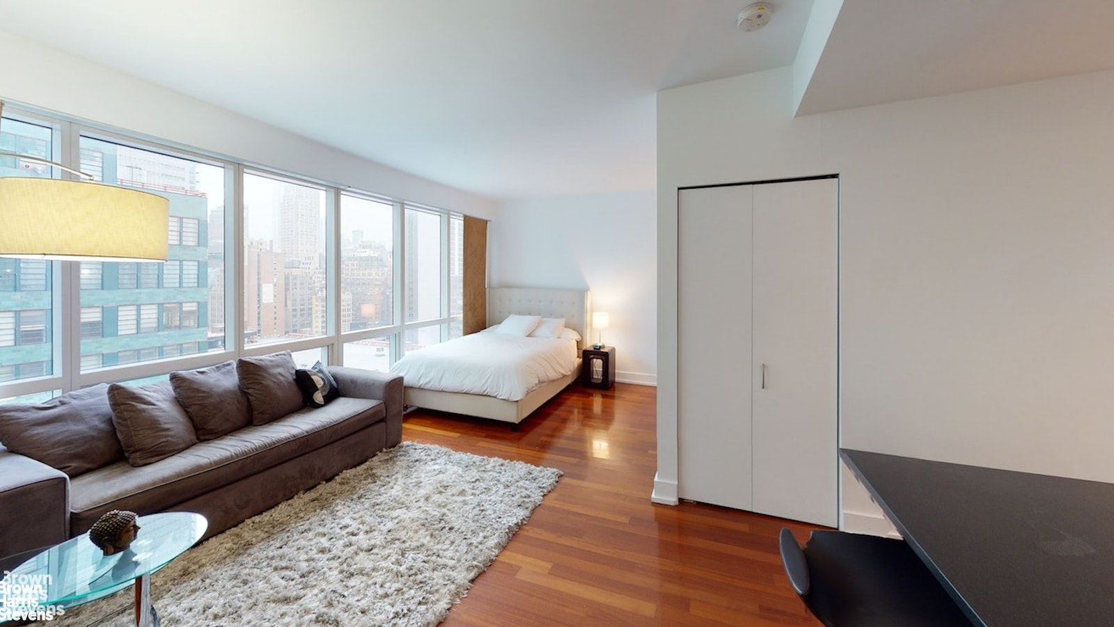 Photo 1 of 350 West 42nd Street 20I, Midtown West, NYC, $3,700, Web #: 23470233