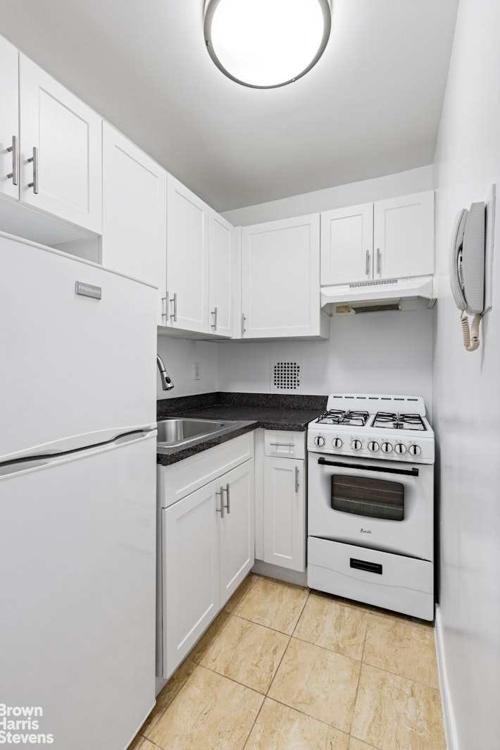 200 East 15th Street Gramercy Park New York NY 10003