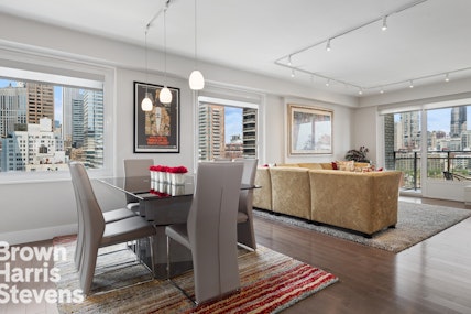 303 East 57th Street 14G, Midtown East, NYC - 1 Bedrooms  
1.5 Bathrooms  
3.5 Rooms - 