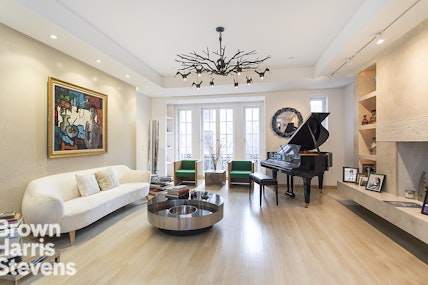 Rental Property at 314 West 92nd Street Ph, Upper West Side, NYC - Bedrooms: 3 
Bathrooms: 3.5 
Rooms: 10  - $25,000 MO.