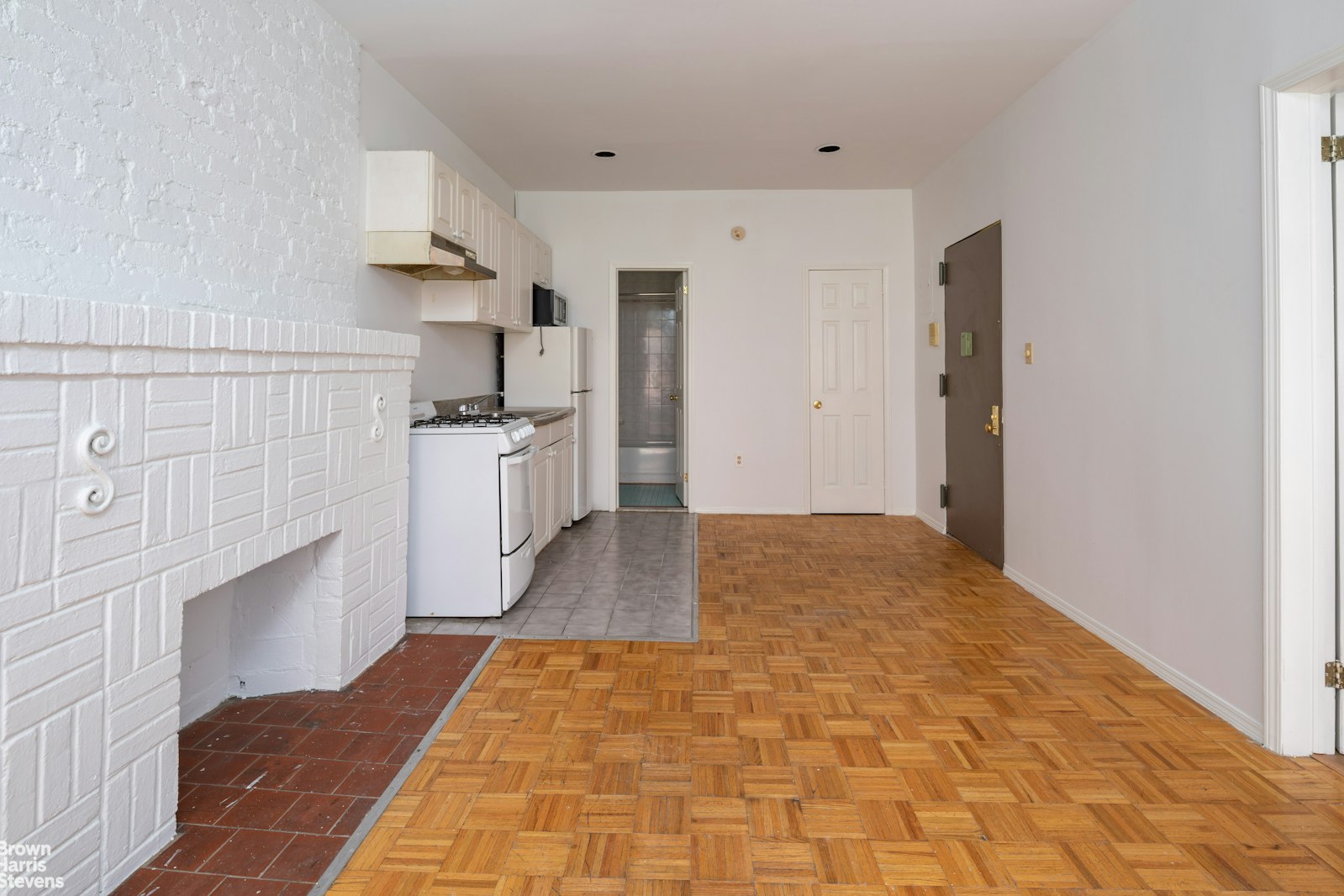 Photo 1 of 138 East 34th Street 3R, Midtown East, NYC, $2,900, Web #: 23479778