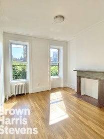19 Greenwich Avenue 5B, West Village, NYC - 1 Bedrooms  
1 Bathrooms  
3 Rooms - 
