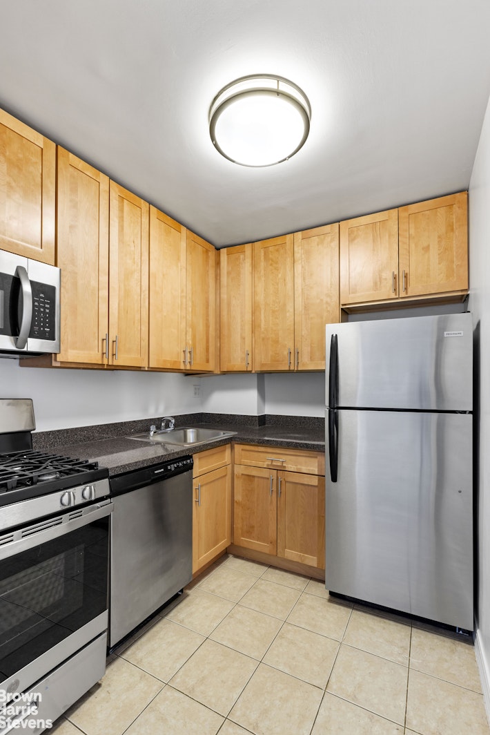 200 East 15th Street Gramercy Park New York NY 10003