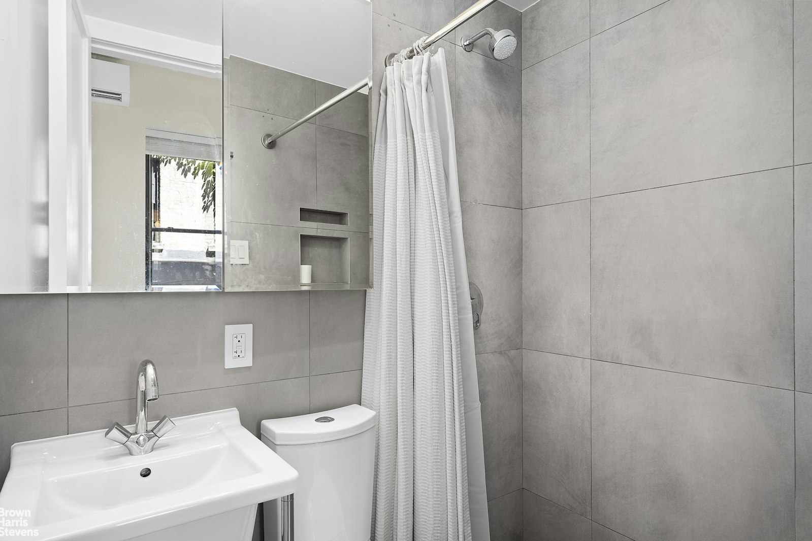 203 West 22nd Street Chelsea New York NY 10011