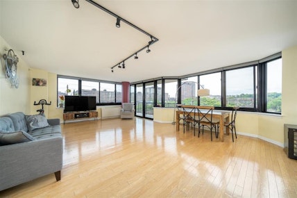 Rental Property at 700 Grove Street 5F, Jersey City, New Jersey - Bedrooms: 2 
Bathrooms: 2 
Rooms: 5  - $4,700 MO.