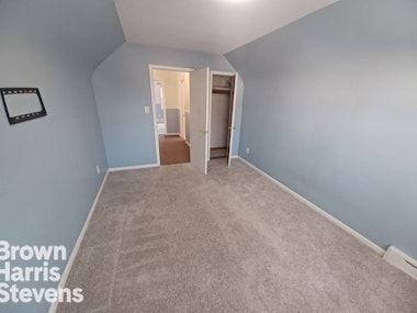 Rental Property at 13 Tremont Avenue 2, Staten Island, New York - Bedrooms: 2 
Bathrooms: 1 
Rooms: 5  - $2,600 MO.