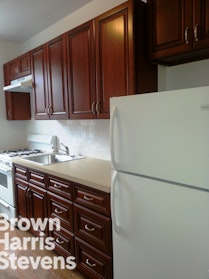 Rental Property at 45 -37 40th Street 2F, Sunnyside, Queens, NY - Bedrooms: 1 
Bathrooms: 1 
Rooms: 3  - $2,100 MO.